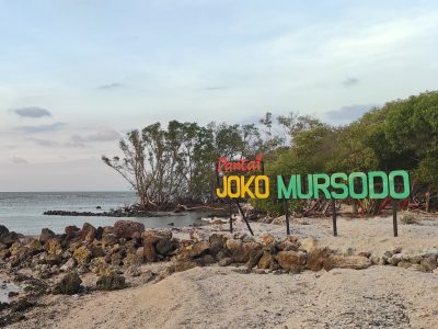 Pantai Joko Mursodo 1