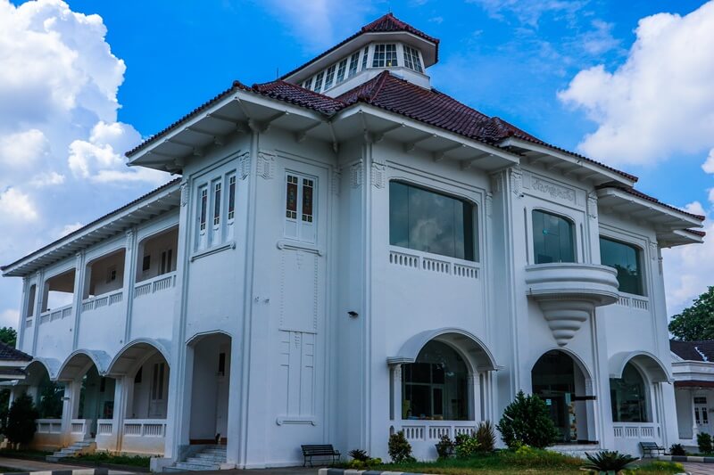 Gedung Juang Bekasi Tempat Wisata Sejarah Berbasis Digital