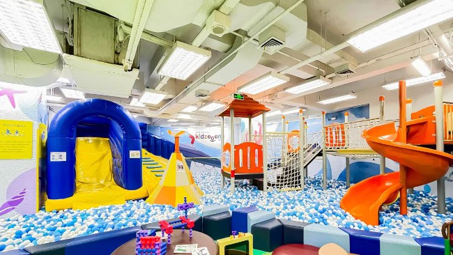 Kidzooona q mall banjarbaru