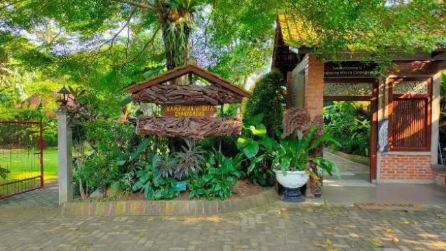 Lokasi, harga tiket dan jam operasional