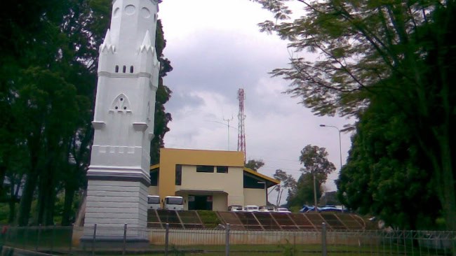 Menara loji