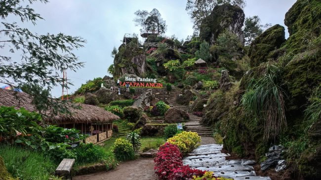 Batu ratapan angin