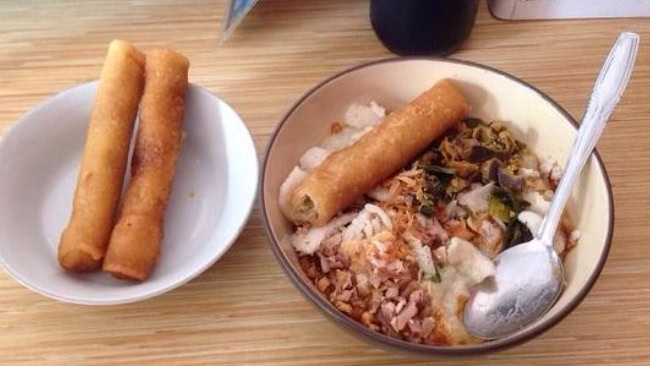 Bubur ayam bunut
