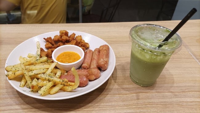 Harga menu atmospace cafe
