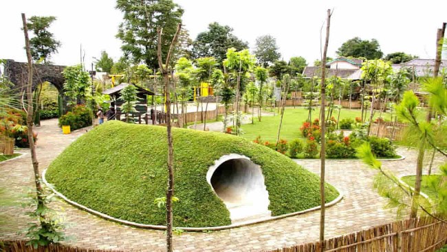 Taman bunga kupu kupu