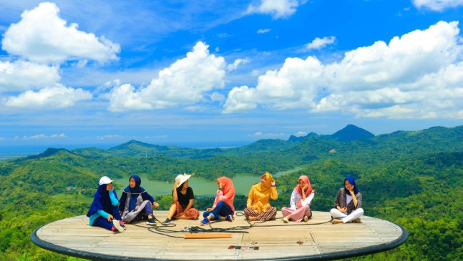 Wisata kalibiru