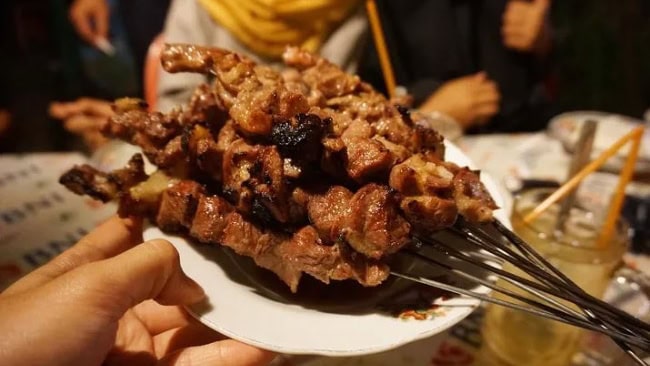 Sate ayam khas bojonegoro