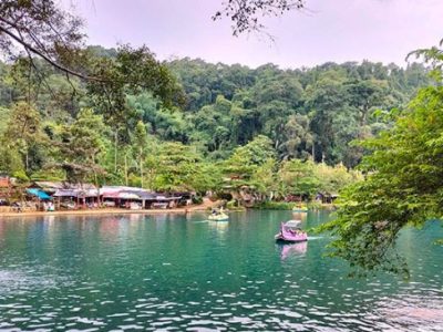Wisata situ cipanten tawarkan spot alam yang bikin hati tenang dan bahagia