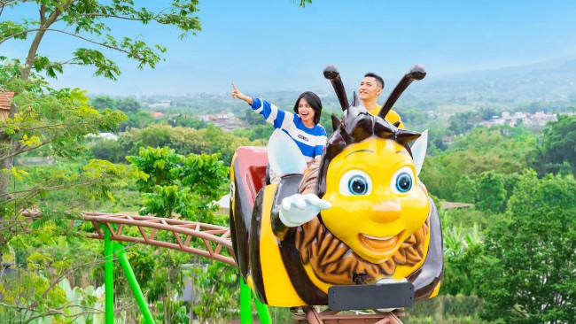 Daya Tarik Baloga Batu Love Garden