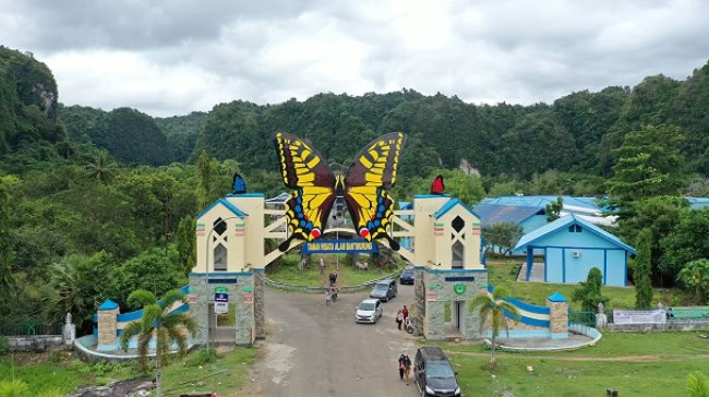 Jam Operasional dan Harga Tiket