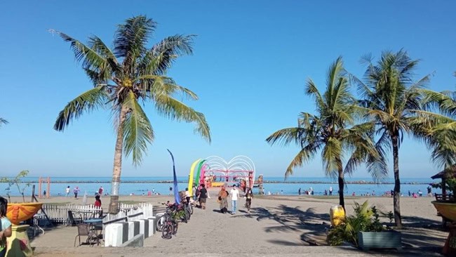 Pantai Akkarena