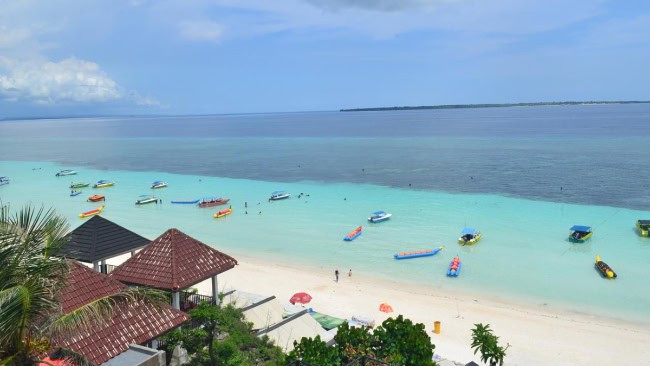 Pantai Tanjung Bira