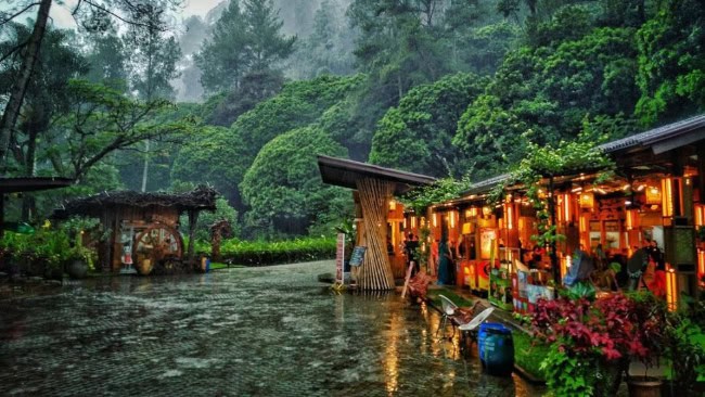 Harga Tiket dan Jam Operasional The Lodge Maribaya