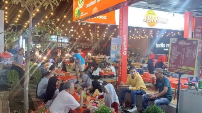 Lesehan SBTB Terang Bulan