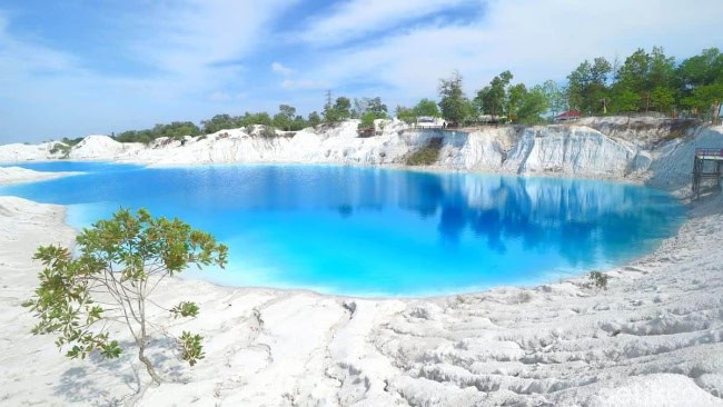 Danau Kaolin
