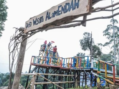 Desa Wisata Alamendah Menyuguhkan Panorama Alam dan Budaya yang Autentik
