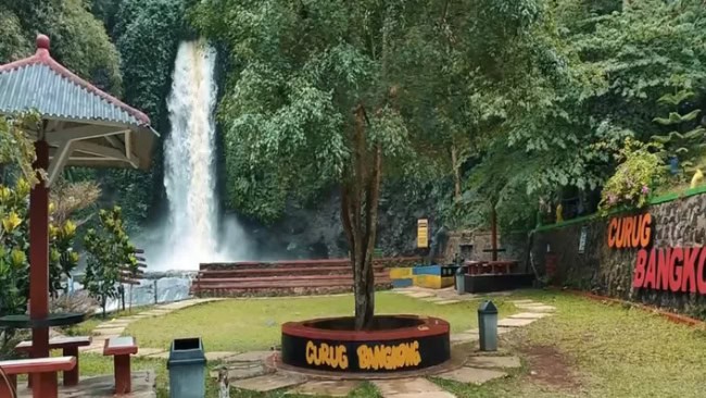 Wisata Alam Curug Bangkong