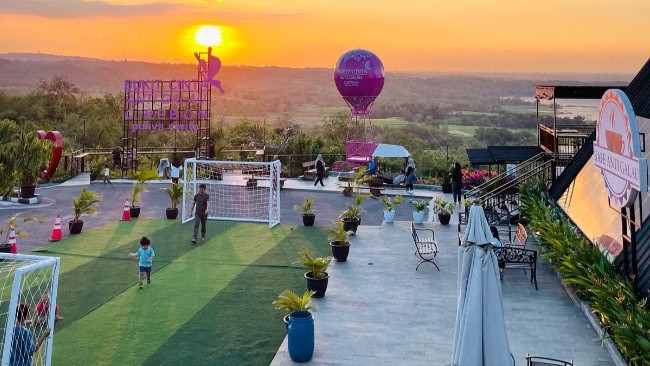 Bukit Cinta Anti Galau