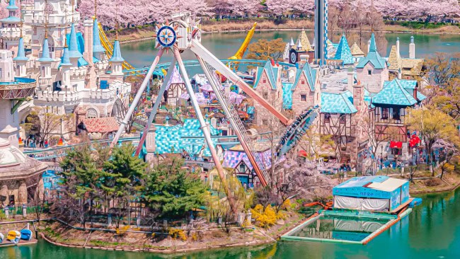 Lotte World