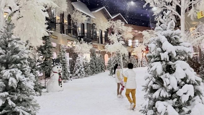 Daya Tarik Snowville Sentul yang Bikin Penasaran