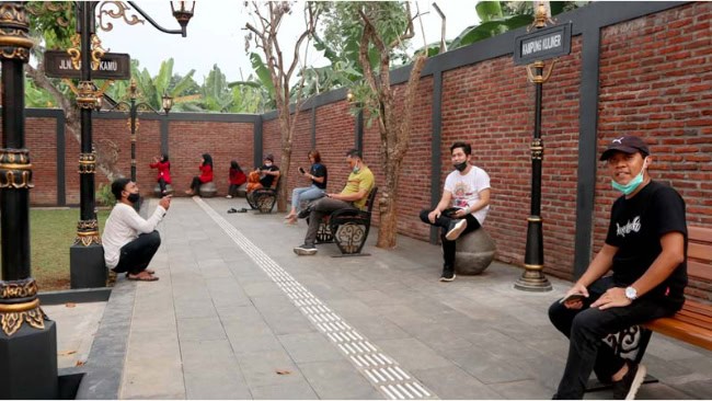 Fasilitas Kampung Kuliner Kroya