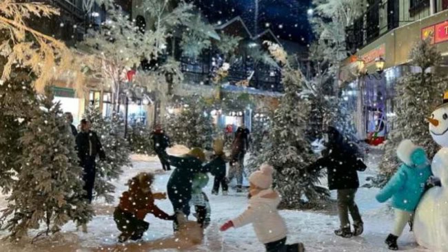 Lokasi dan Jam Operasional Snowville Sentul