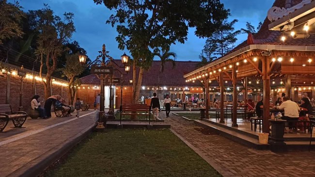 Sekilas Tentang Kampung Kuliner Kroya