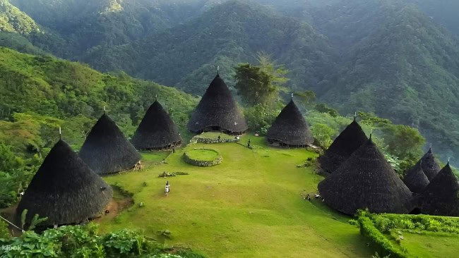 Desa Wae Rebo Manggarai