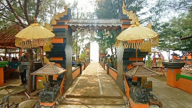 Harga Tiket Masuk dan Fasilitas Pantai Tirta Ayu