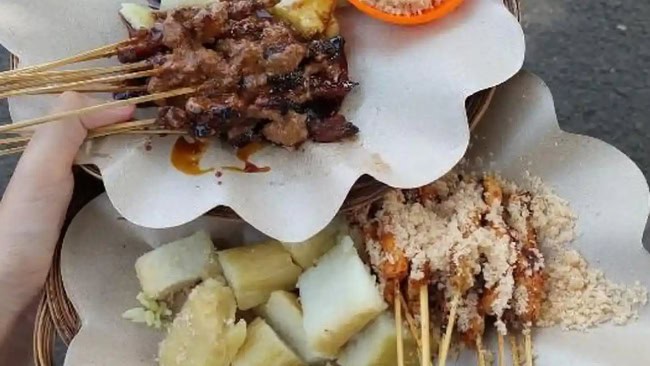 Sate Bu Ngantuk