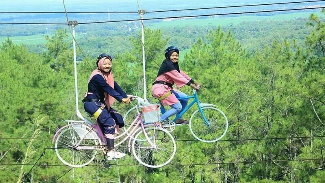 Aktivitas Seru di Wisata Kampung Ciherang