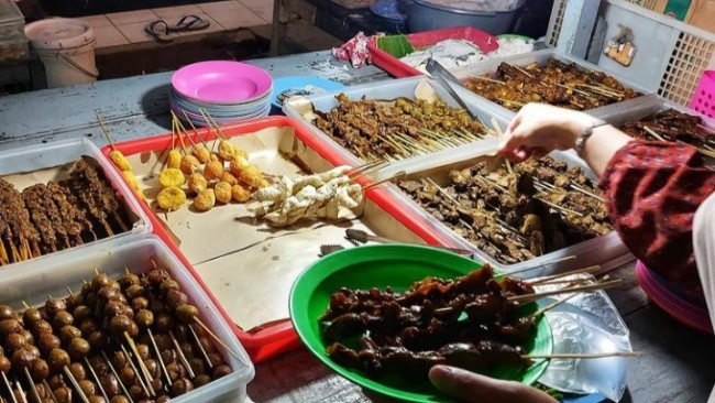 Angkringan Om Anto