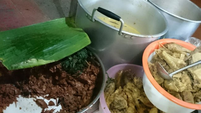 Gudeg Bu Anik Pasar Wage