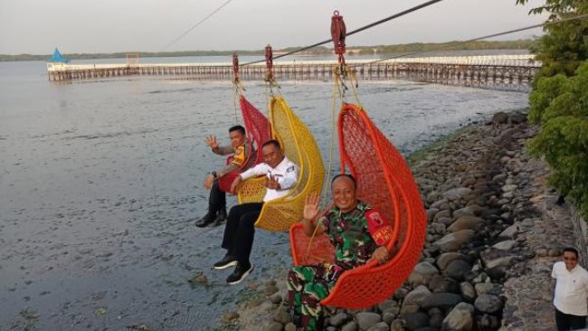 Jam Buka dan Harga Tiket Pantai Bentar