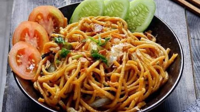 Mie Gomak Siantar Cipto