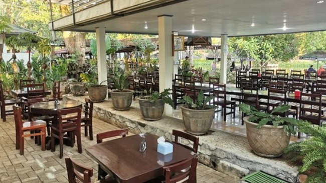Rumah Makan Pondok Hijau