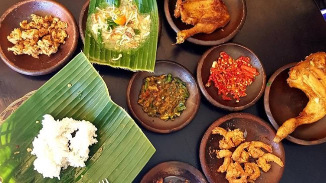 Waroeng Spesial Sambal (SS)