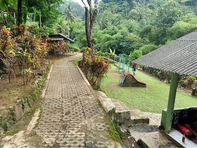 Batu Kapur Subang, Review Wisata Subang Lengkap Dengan Curug Agung